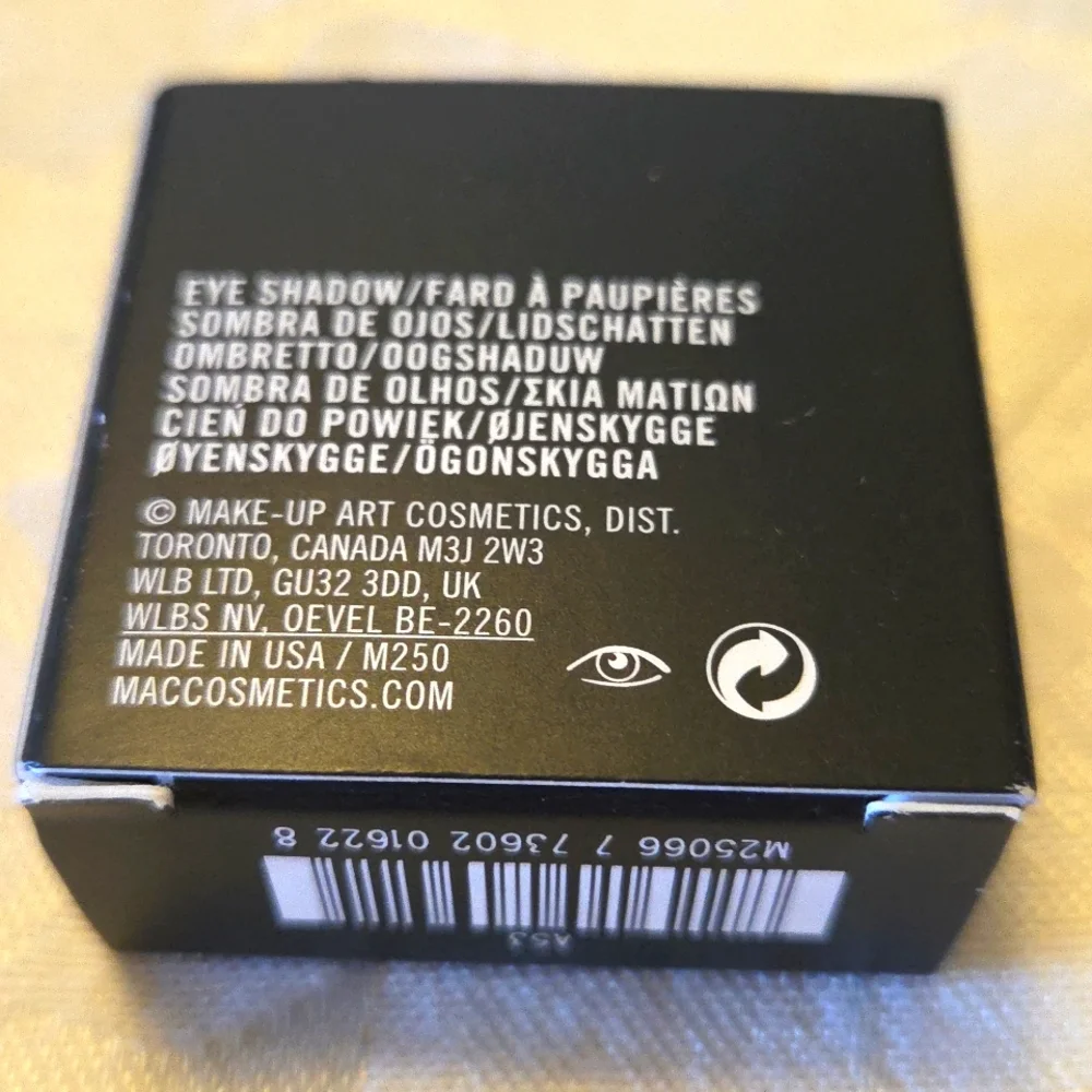 MAC Cosmetics vibrant sushi